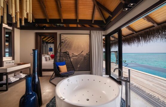 bathroom-of-sunset-deluxe.jpg