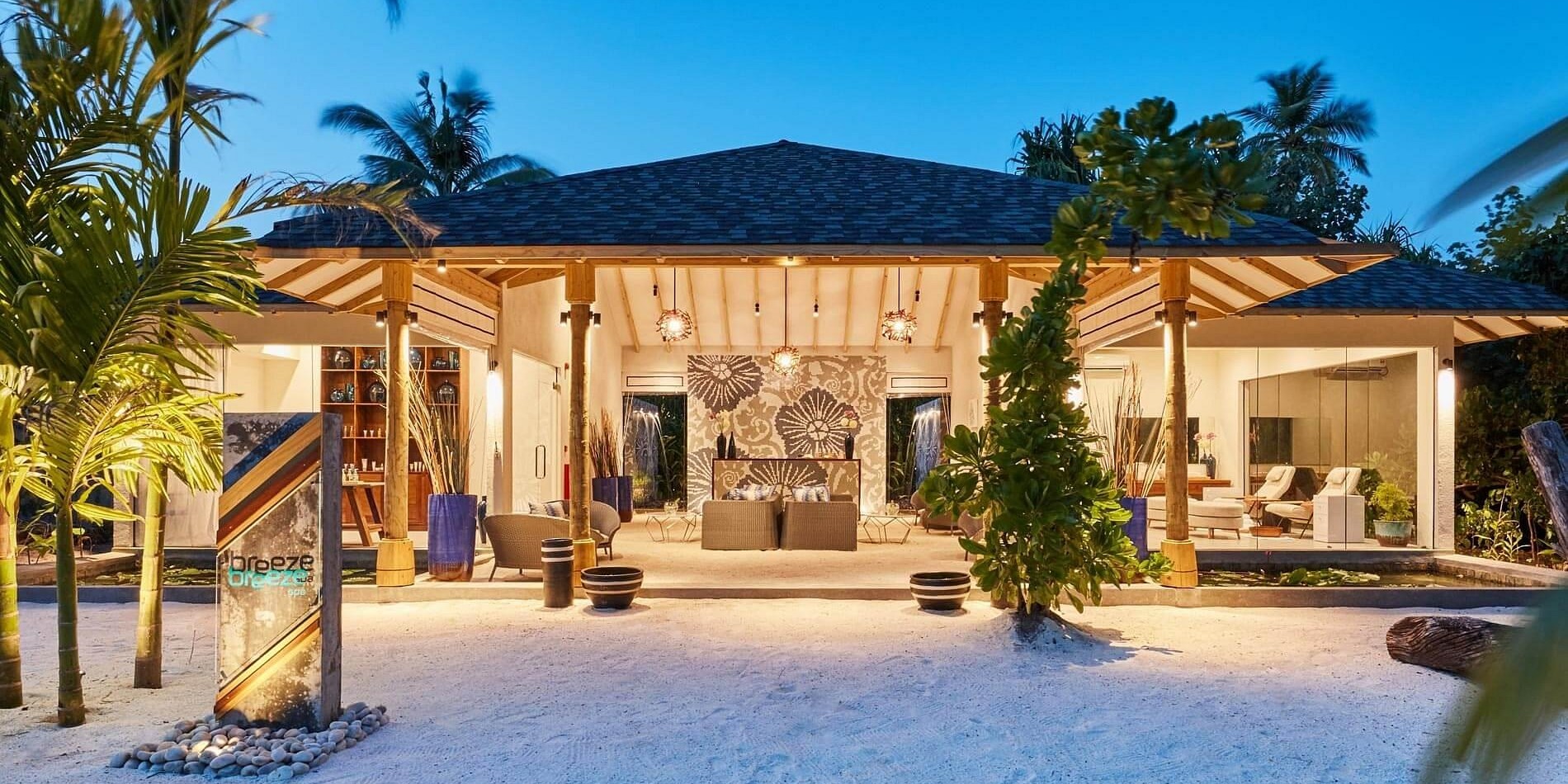 breeze-spa-amari-havodda.jpg