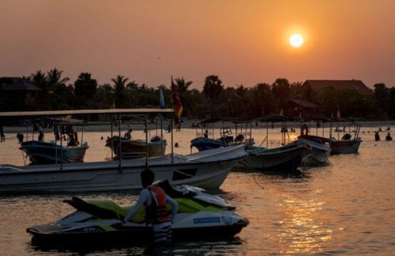 amaya-beach-surr9.jpg